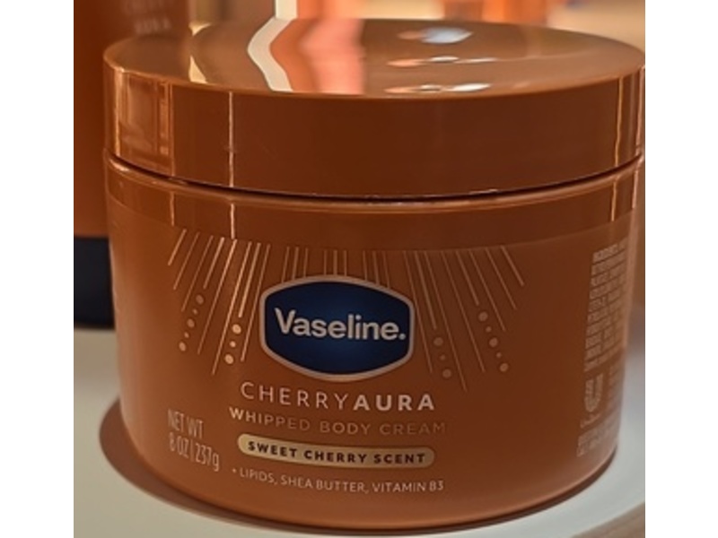 Vaseline Cheeryaura Whipped Body Cream, Sweet Cherry Scent, 8 oz/237 g