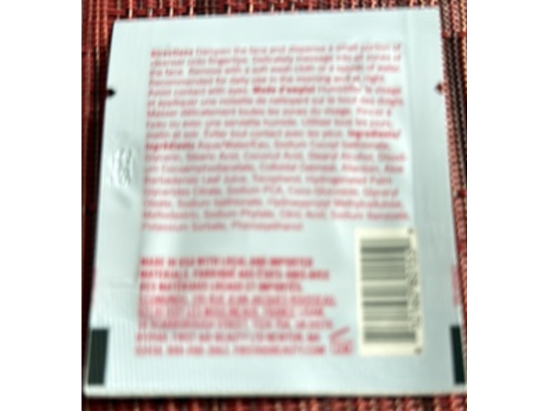 First Aid Beauty Cream To Foam Face Cleanser, Colloidal Oatmeal + Glycerin, 0.06 fl oz/2 mL