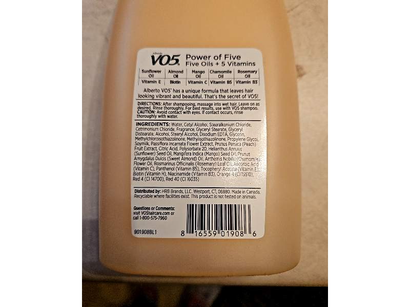 VO5 Moisturizing Conditioner, Passion Fruit Smoothie & Soy Milk, 24 fl oz/532 mL