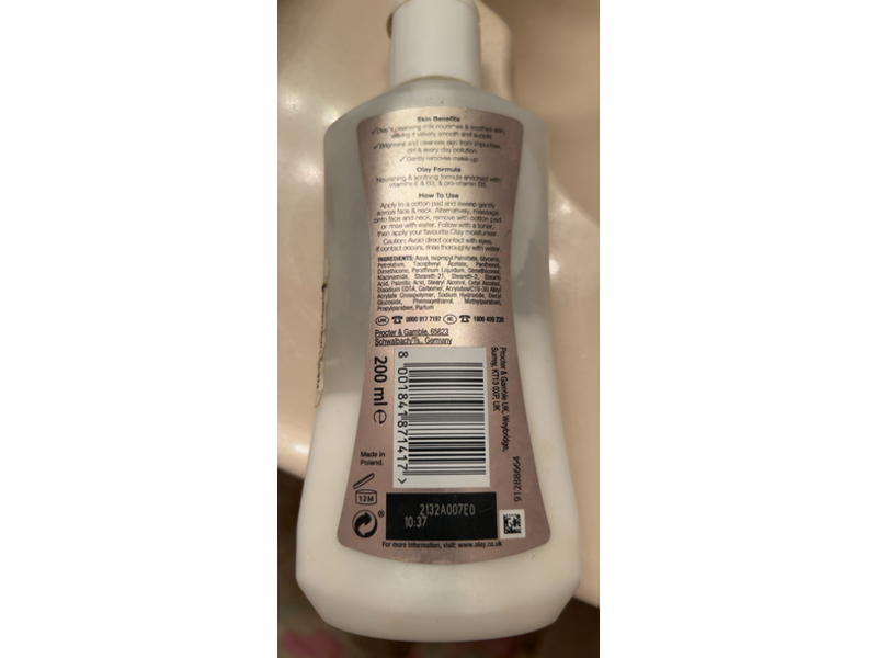 Olay Cleansing Milk, 200 mL