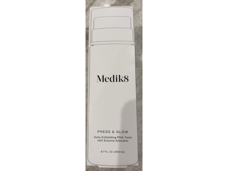 Medik8 Press & Glow Daily Exfoliating PHA Tonic, Enzyme Activator, 6.7 fl oz/200 mL