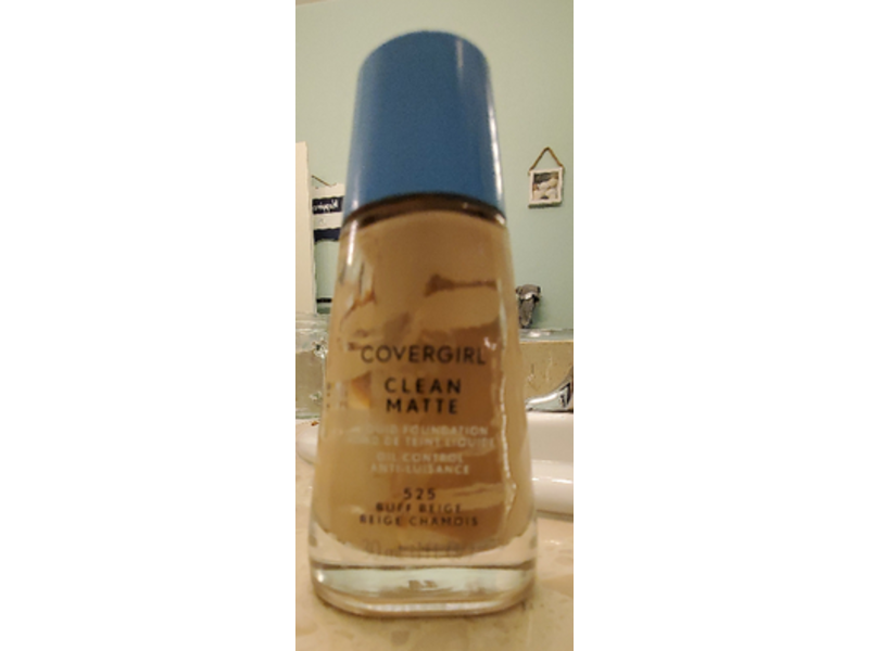 Covergirl Clean Matte Liquid Foundation, 525 Buff Beige, 1 fl oz/30 mL