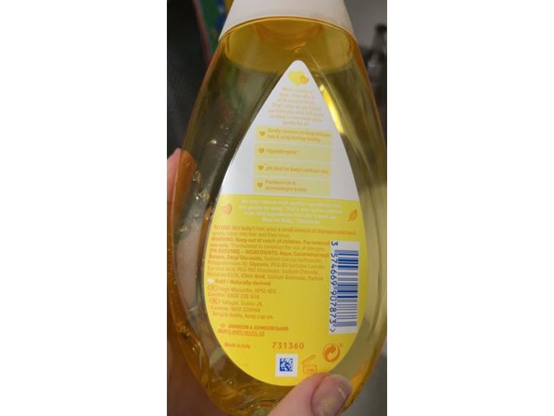 Johnson's Baby Shampoo