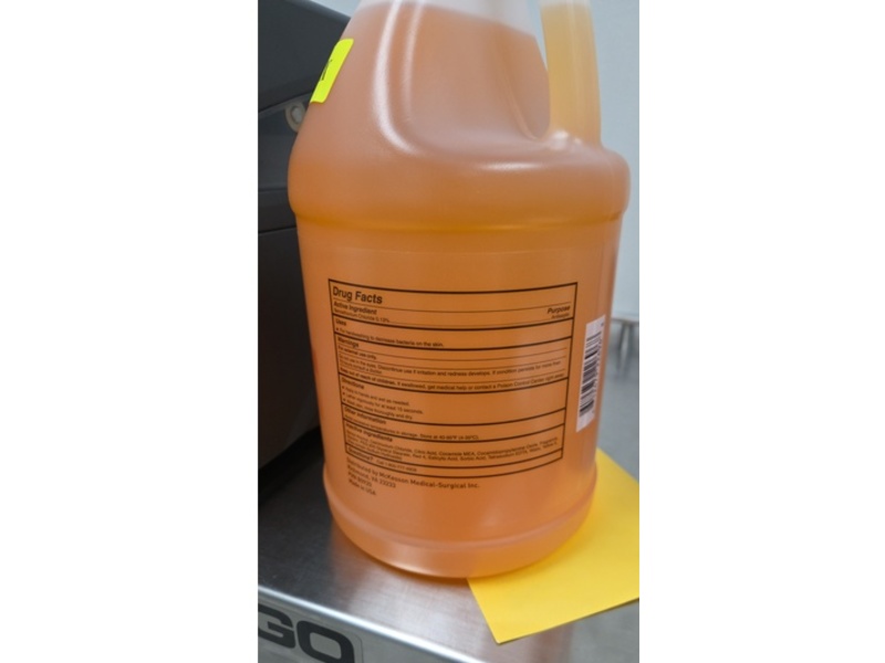 McKesson Antibacterial Liquid Hand Soap, Clean Scent, 3.79 L