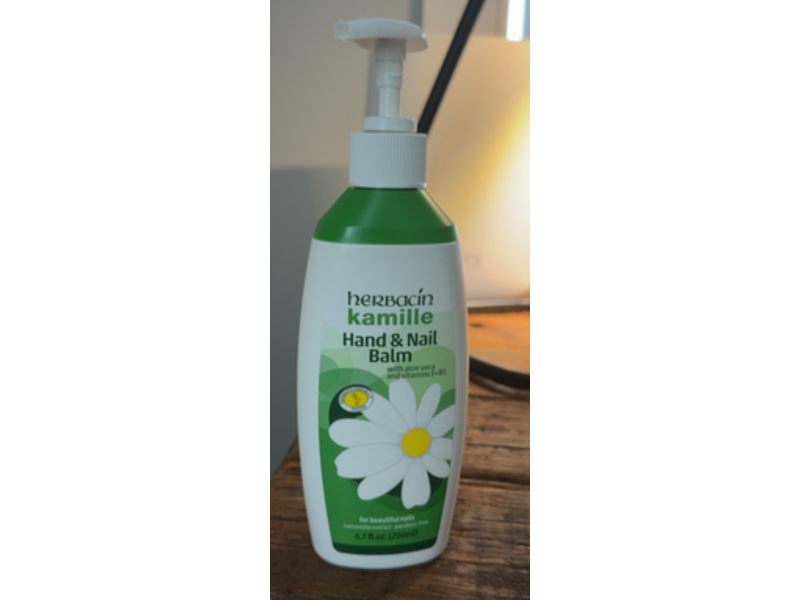 Herbacin Kamille Hand & Nail Balm, Aloe vera & Viamins E + B5, 6.7 fl oz/200 mL