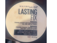 Maybelline New York Lasting Fix Translucent Setting Powder, Banana, 0.21 oz/6 g - Image 3