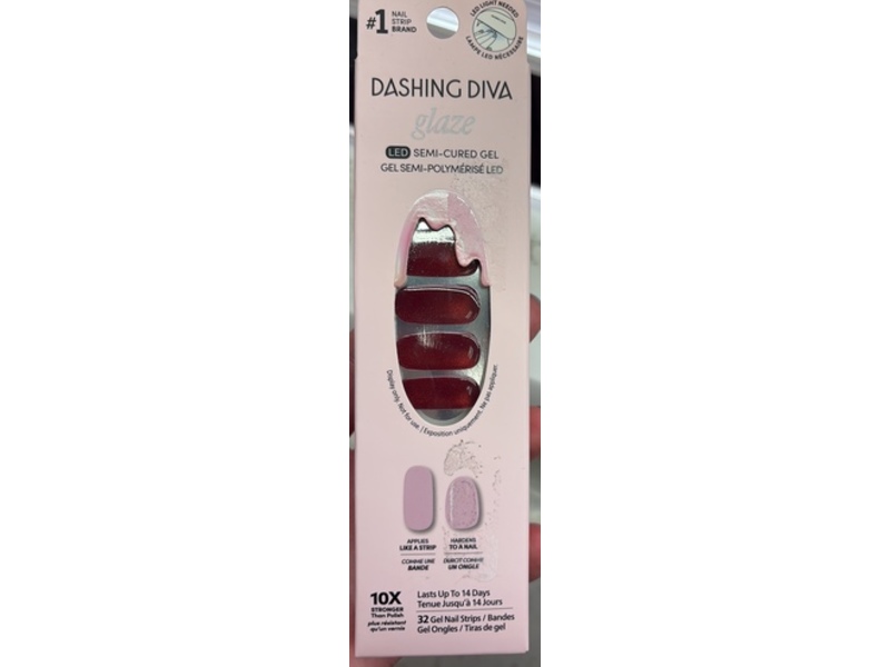 Dashing Diva Gel Nail Strips, Ruby Red Apple, 32 Count