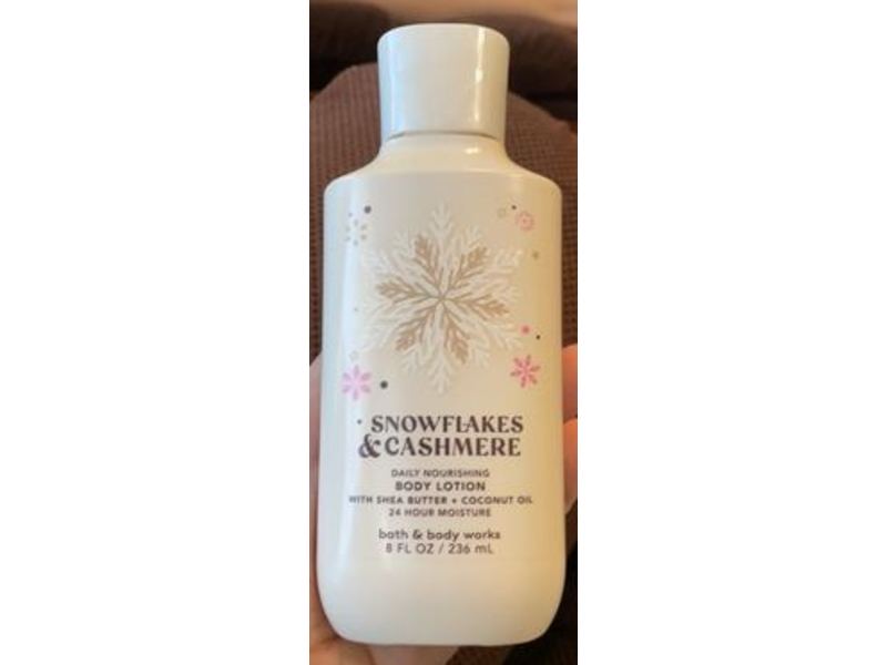 Bath & Body Works Nourishing Body Lotion, Snowflakes & Cashmere, 8 fl oz/236 mL