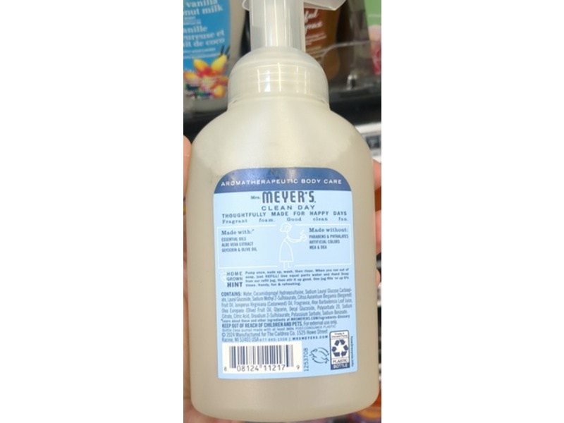 Mrs. Meyer's Clean Day Foaming Hand Soap, Essential Oils & Aloe Vera, 10 fl oz/296 mL