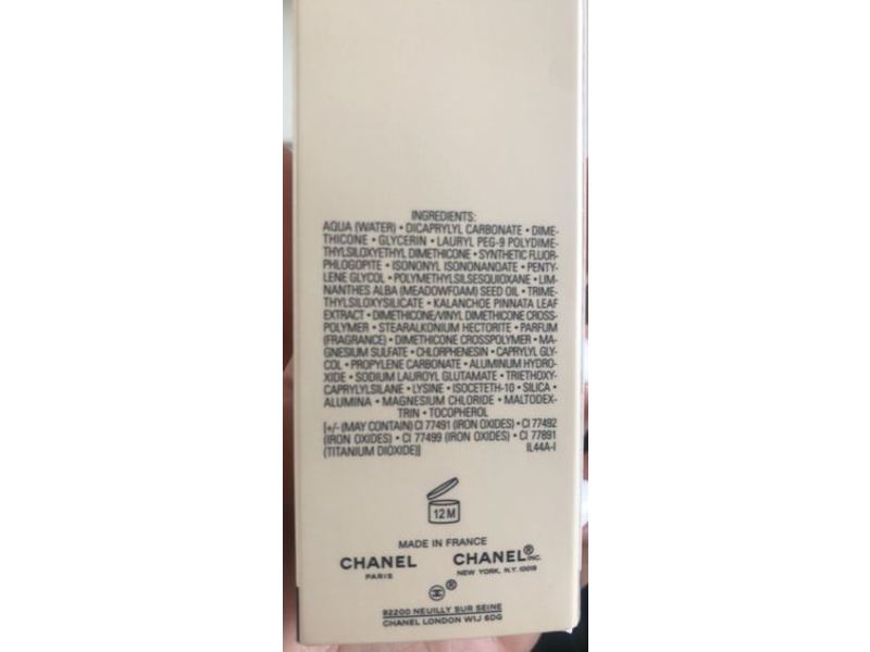 Chanel Healthy Glow Hydration And Longwear Foundation, B30, 1 fl oz/30 mL