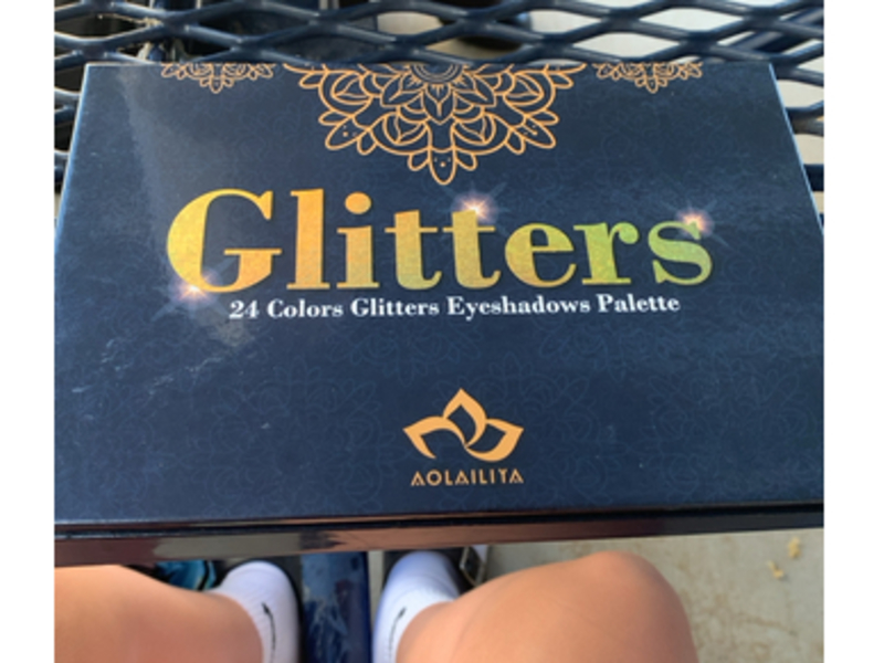 Aolailiya 24 Color Pressed Glitter Eyeshadow Palette