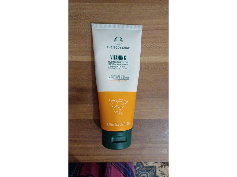 The Body Shop Overnight Glow Revealing Mask, Vitamin C, 3.3 fl oz/100 mL