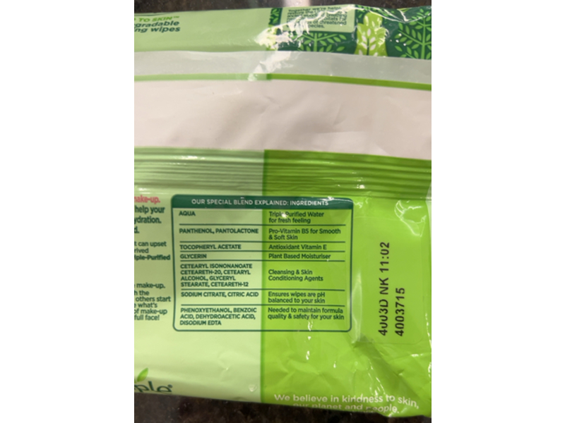 Simple Kind To Skin Cleansing Face Wipes, 25 Count