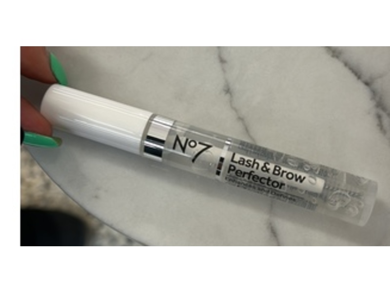No7 Lash & Brow Perfector, 7 mL