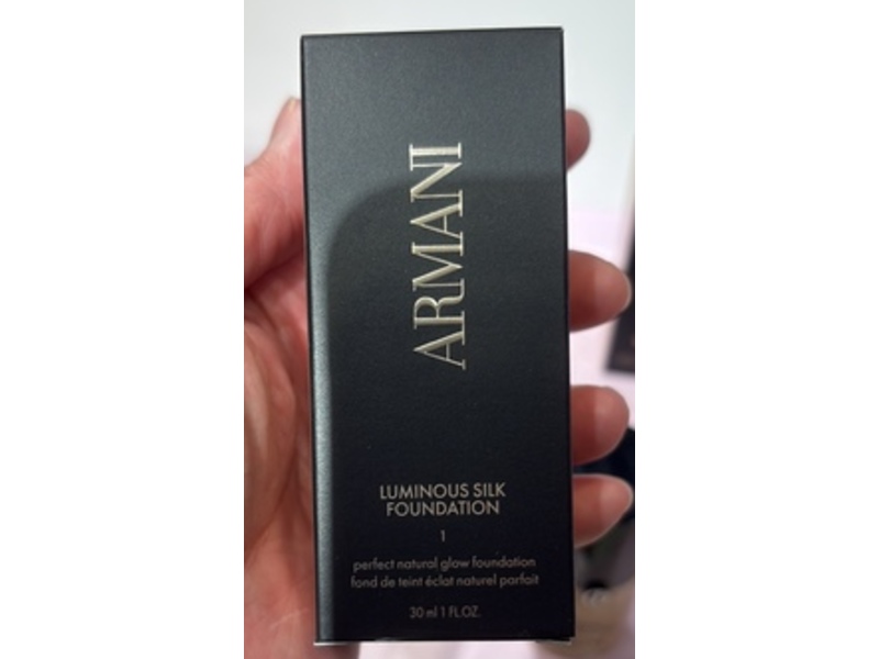 Armani Luminous Silk Natural Glow Foundation, 1 Fair Cool Peach, 1 fl oz/30 mL
