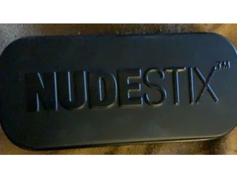 NUDESTIX Nude Metallic Mini 3 Piece Eye Kit
