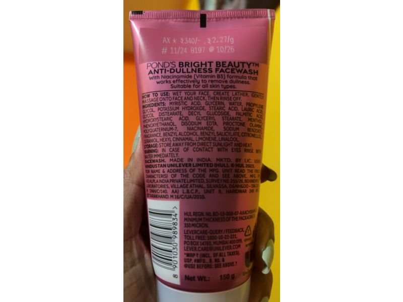 Pond's Bright Beauty Anti-Dullness Face Wash, 150 g