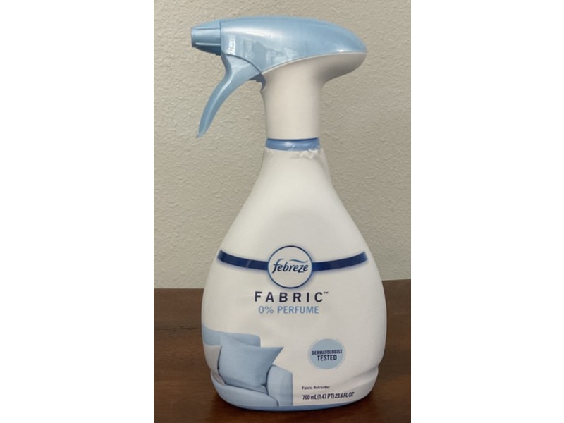 Febreze Fabric Refreshner, 23.6 fl oz/700 mL