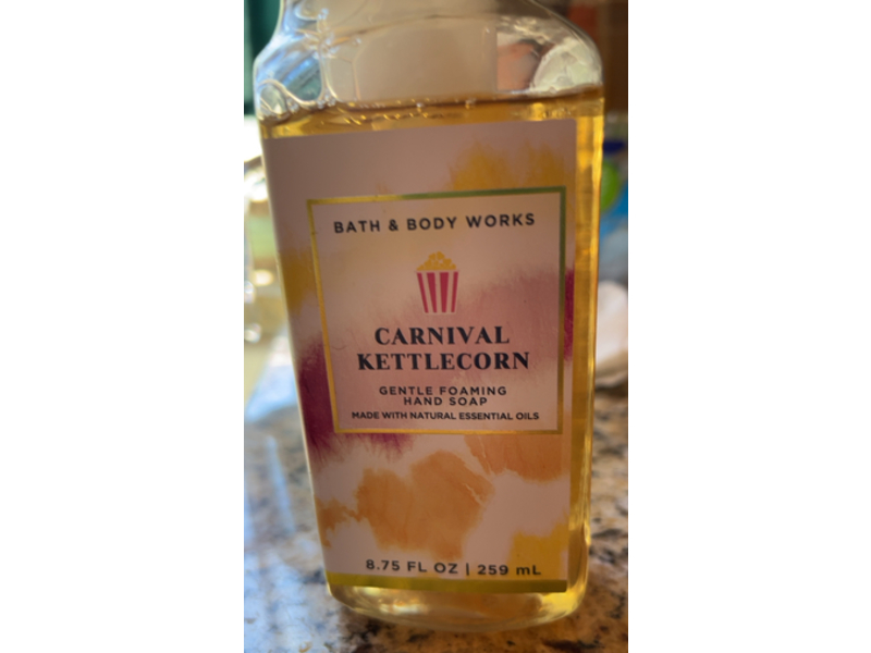 Bath & Body Works Carnival Kettlecorn Gentle Foaming Hand Soap, Natural Essential Oils, 8.75 fl oz/259 mL