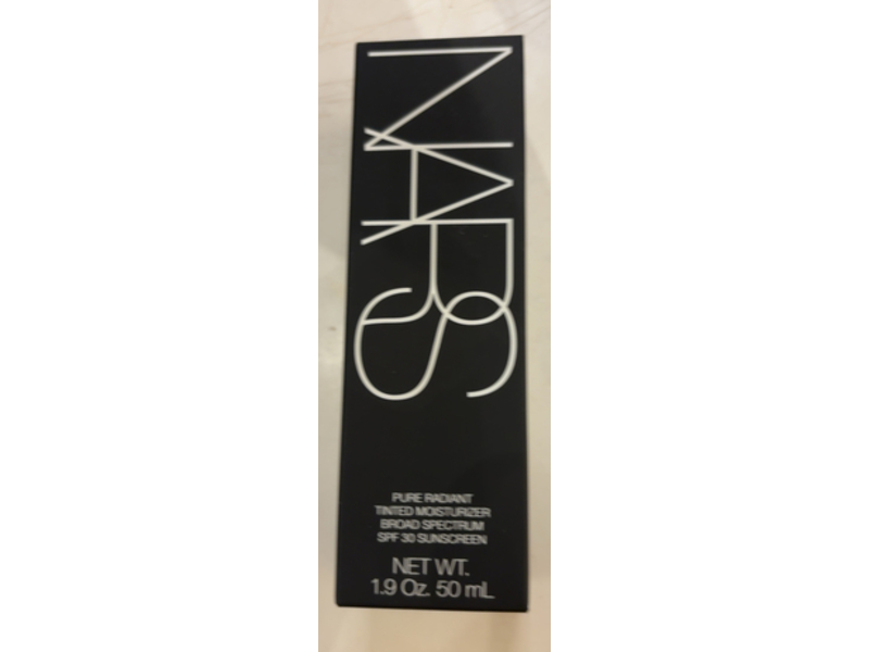 NARS Pure Radiant Tinted Moisturizer Sunscreen, SPF 30 Auckland, 1.9 oz/50 mL