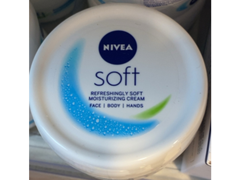 Nivea Soft Refreshingly Soft Moisturizing Cream, 100 mL