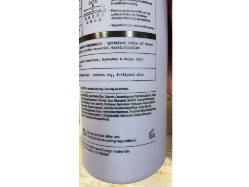 Naturium The Booster Body Wash, Hyaluronic Acid, 16.9 fl oz/500 mL
