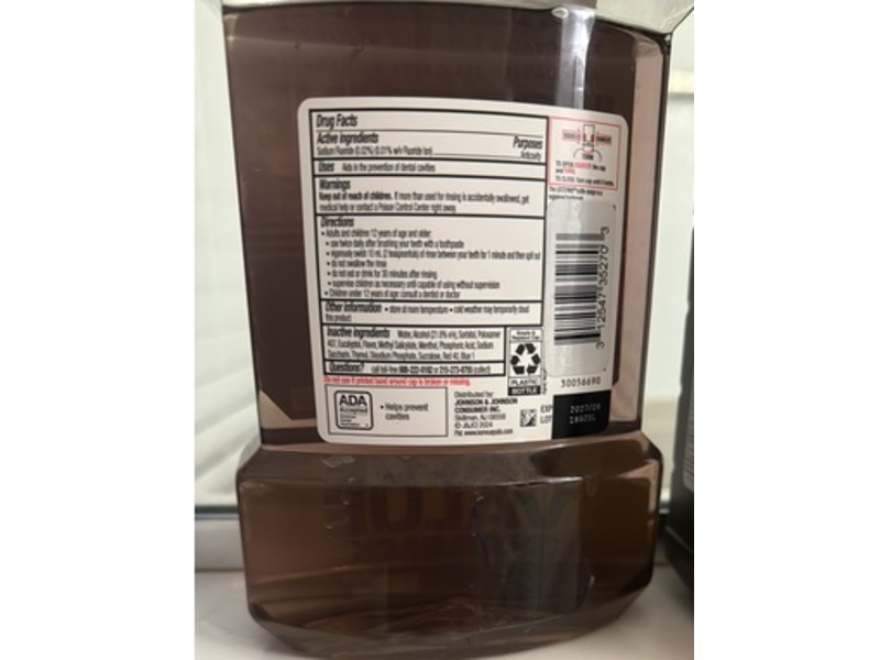 Listerine Total Care Anticavity Fluoride Mouthwash, Fresh Mint, 1.8 oz/1.0 L. Twin Pack