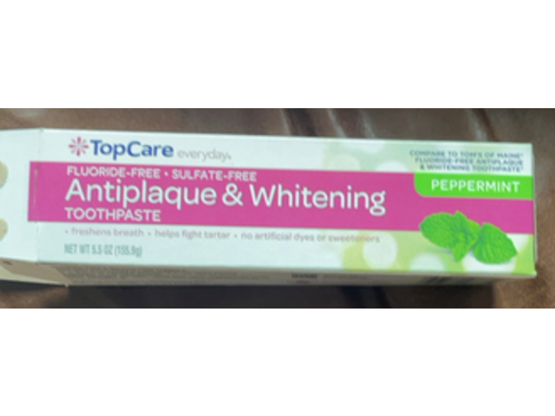 TopCare Antiplaque & Whitening Toothpaste, Peppermint, 5.5 oz/155.9 g