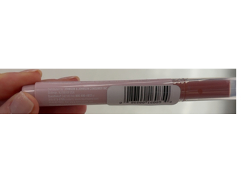 Neutrogena High Shine Glossy Lip Oil, Rose Petal, 0.07 oz/1.9 mL