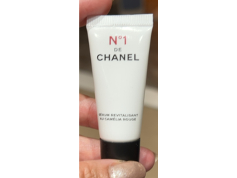 Chanel No 1 De Revitalizing Serum, Red Camellia, 0.17 fl oz/5 mL