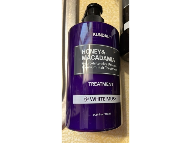 Kundal Protein Treatment, White Musk, 24.27 fl oz/718 mL