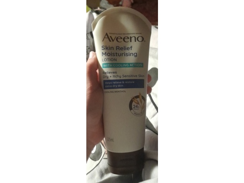 Aveeno Skin Relief Moisturising Lotion, Cooling Menthol, 225 mL