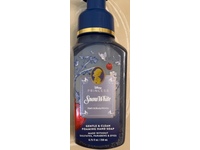 Bath & Body Works Disney Princess Foaming Hand Soap, Snow White, 8.75 fl oz/259 mL - thumbnail 2