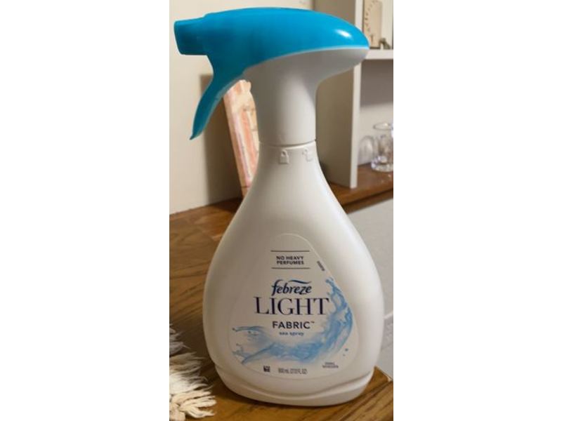 Febreze Light Fabric Refresher, Sea Spray, 27 fl oz/800 mL