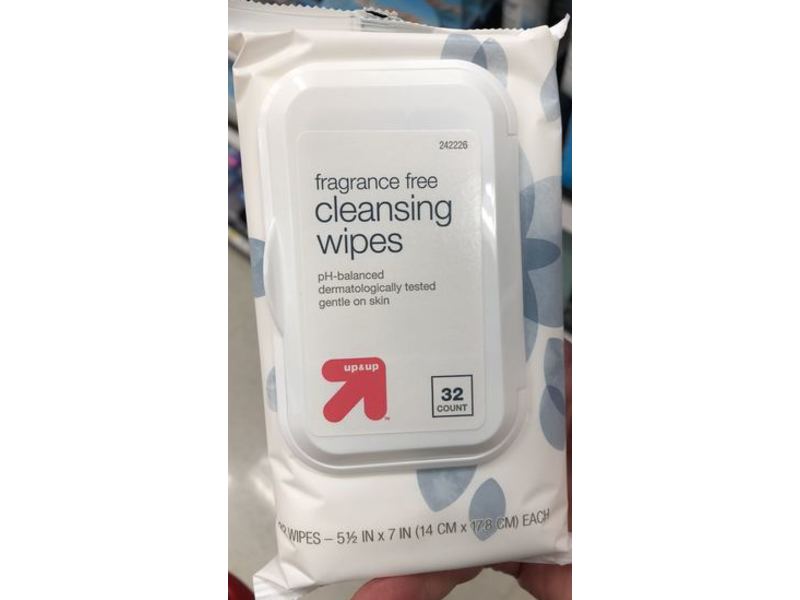Up & Up Cleansing Wipes, Fragrance Free, 32 Count
