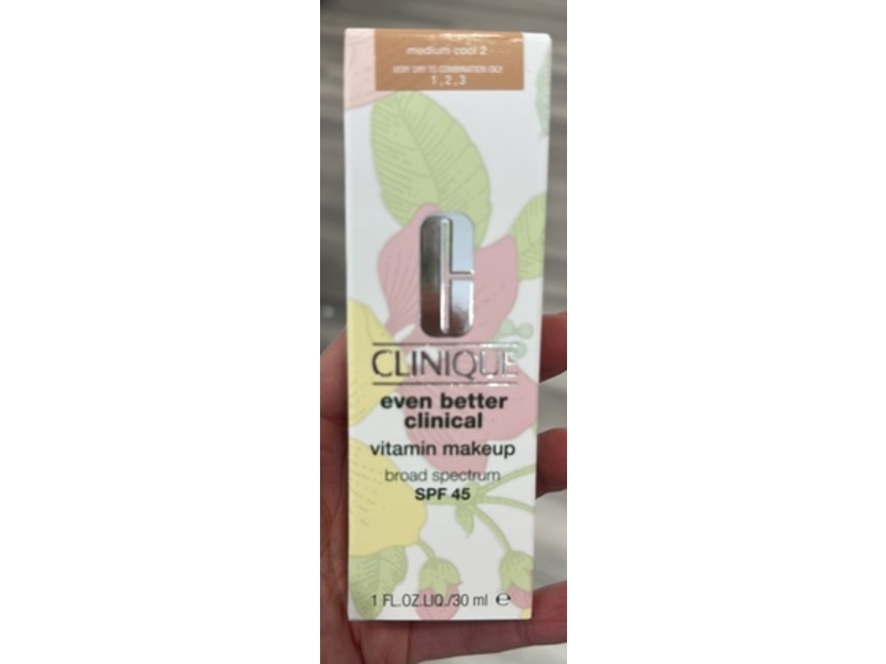 Clinique Even Better Clinical Vitamin Makeup Foundation, Medium Cool 2, SPF 45, 1 fl oz/30 mL