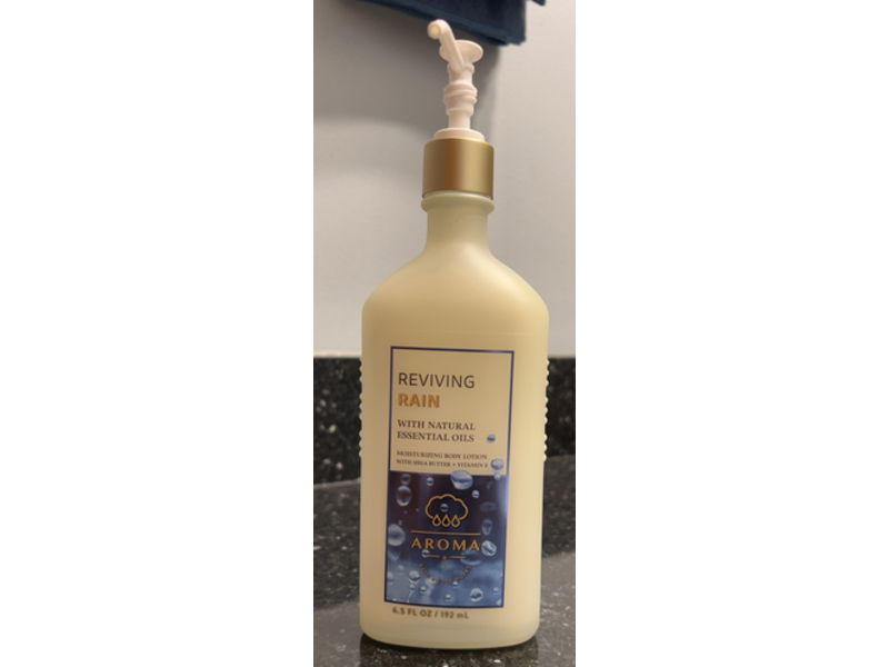 Bath & Body Works Reviving Rain Moisturizing Body Lotion, Aroma, 6.5 fl oz/192mL