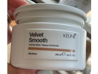 Keune Velvet Smooth Anti-Frizz Mask, Tulip Extract, 8.5 fl oz/250 mL - thumbnail 2