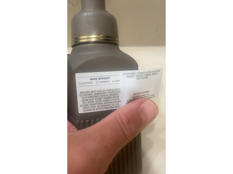 White Barn Foaming Hand Soap, Amber & Oud, 8.75 fl oz/259 mL