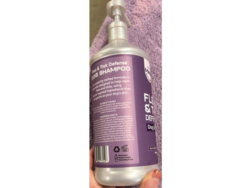 The Mane Authority Flea & Tick Defense Dog Shampoo, Lemongrass Oil Scent, 32 fl oz/960 mL