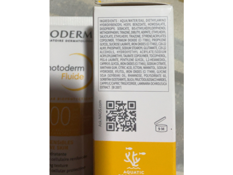 Bioderma Photoderm Fluid Max Moisturizing Texture Reinforced Cellular Protection, Claire Light, 1.3 fl oz/40 mL