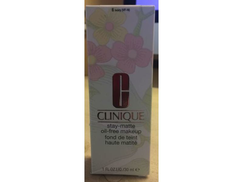 Clinique Stay-Matte Oil-Free Makeup, CN 28 Ivory, 1 fl oz/30 mL