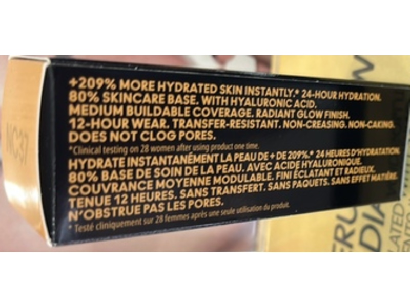 M.A.C Cosmetics Studio Radiance Serum-Powered Foundation, NC37, 1 fl oz/30 mL