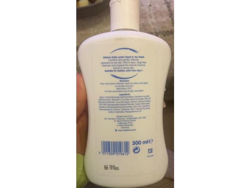 Oilatum Daily Junior Head To Toe Wash, Soothe & Protect, 300 mL