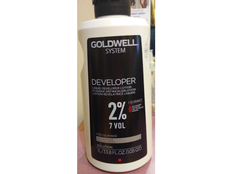Goldwell Liquid Developer Lotion, 2% 7 Vol, 33.8 fl oz/1 L