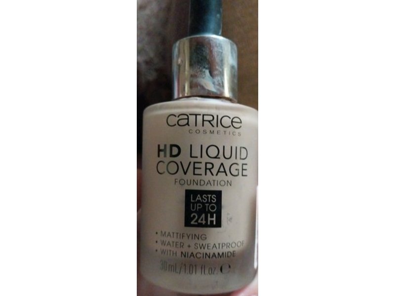 Catrice HD Liquid Foundation, 030 Nude Beige, Niacinamide, 1.01 fl oz/30 mL