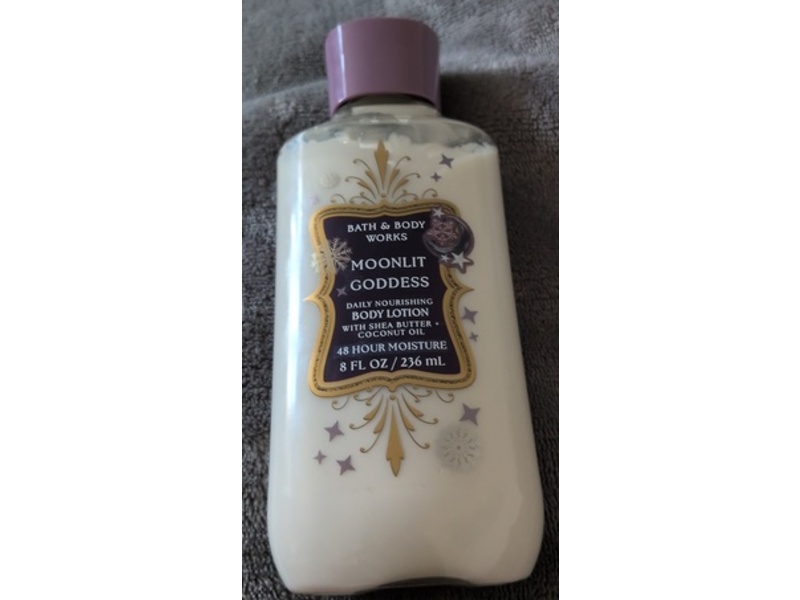 Bath & Body Works Moonlit Goddess Daily Nourishing Body Lotion with Shea Butter + Coconut Oil, 8 fl oz/236 mL