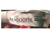 Sensodyne Fluoride Toothpaste, Fresh Mint, 4 oz/113 g, Pack Of 2 - thumbnail 2