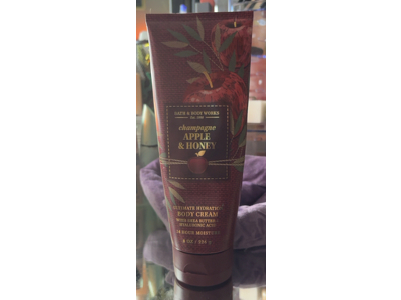 Bath & Body Works Ultimate Hydration Body Cream, Champagne Apple & Honey, 8 oz/226g