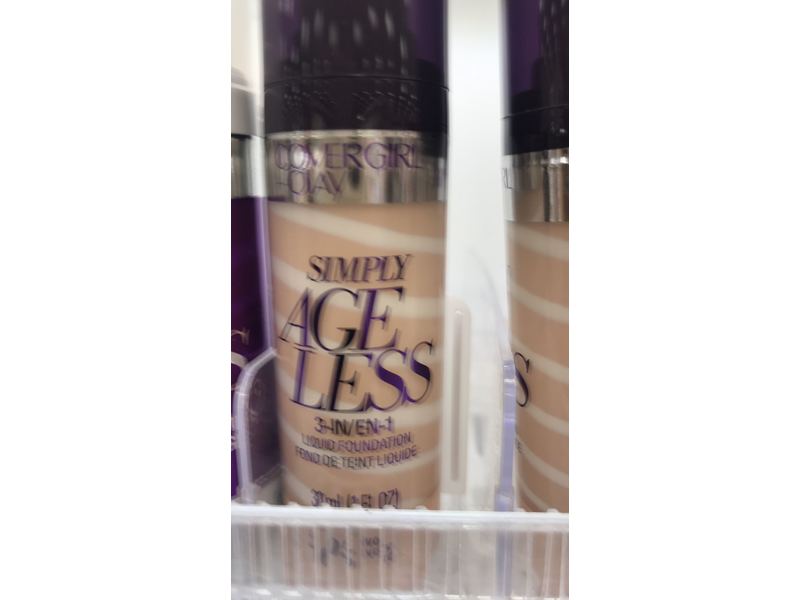CoverGirl Plus Olay Simply Ageless 3-In-1 Foundation, Classic Ivory, 0.086 Pound
